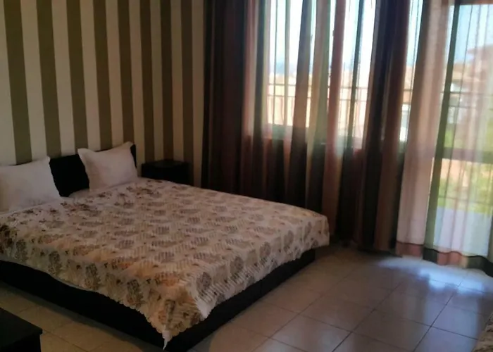 на гости при силвия Гостевой дом