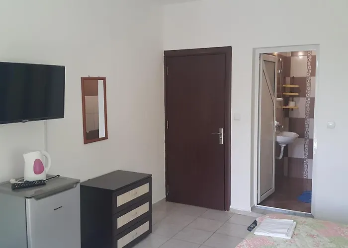 на гости при силвия Обзор